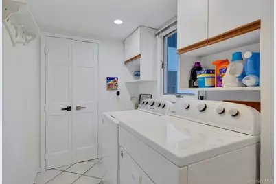 94 S Country Road, Remsenburg, NY 11960 - Photo 18