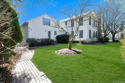 94 S Country Road, Remsenburg, NY 11960 - Photo 20