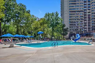 17-85 215th St, Bayside, NY 11360 - Photo 22