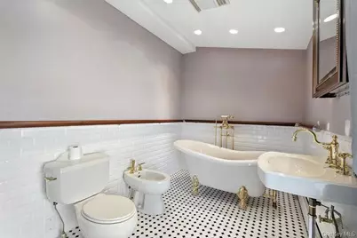 158-03 82nd Street, Howard Beach, NY 11414 - Photo 20