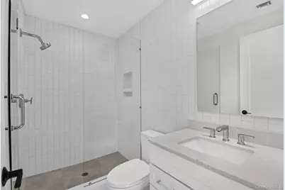 95 N Summit Boulevard, Westhampton, NY 11977 - Photo 16