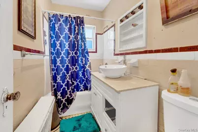 4122 Wickham Avenue, Bronx, NY 10466 - Photo 10