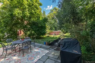 88 S Hamilton St, Poughkeepsie, NY 12601 - Photo 36