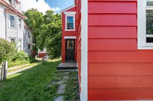 88 S Hamilton St, Poughkeepsie, NY 12601 - Photo 4