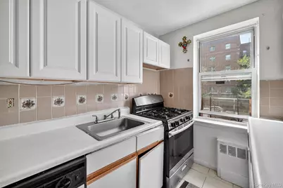 160 Ravine Avenue #1D, Yonkers, NY 10701 - Photo 12