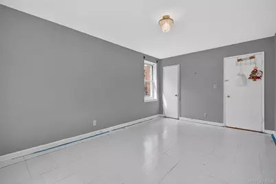 160 Ravine Avenue #1D, Yonkers, NY 10701 - Photo 16