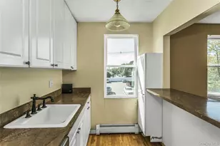 494 South Ocean, Freeport, NY 11520 - Photo 12