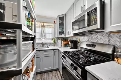 356 N Broadway, Yonkers, NY 10701 - Photo 32