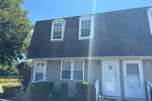 1000 9th St, Greenport, NY 11944 - Photo 2