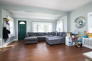 404 Silver Ln, Oceanside, NY 11572 - Photo 12