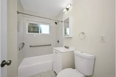 77 Autumn Lane, Hicksville, NY 11801 - Photo 12