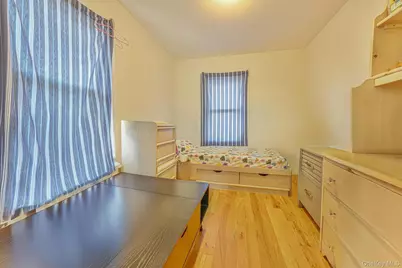 19 Parma Road, Island Park, NY 11558 - Photo 18