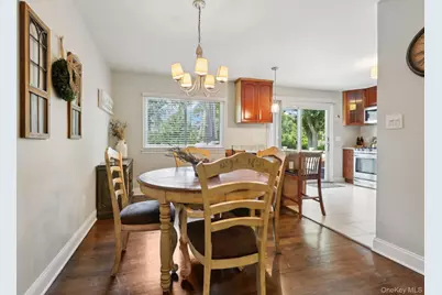 961 Tilton Road, Valley Cottage, NY 10989 - Photo 8