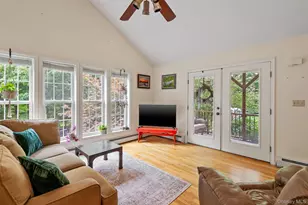 7 Van Keuren Ave, Pine Bush, NY 12566 - Photo 32