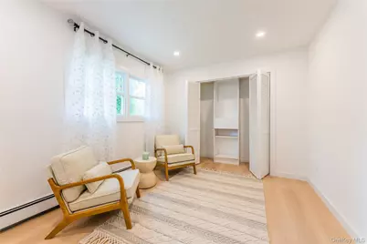 120 Glenwood Road, Glenwood Landing, NY 11547 - Photo 16