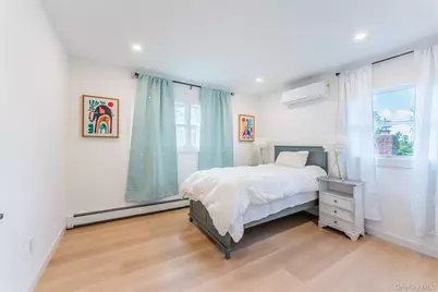 120 Glenwood Road, Glenwood Landing, NY 11547 - Photo 22