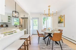 120 Glenwood Rd, Glenwood Landing, NY 11547 - Photo 10