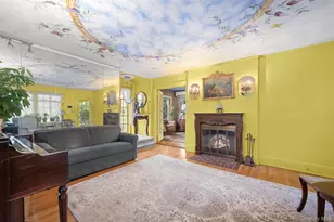 200 Myrtle Dr, Great Neck, NY 11021 - Photo 8