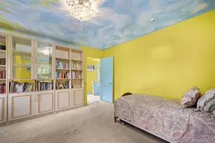 200 Myrtle Dr, Great Neck, NY 11021 - Photo 22