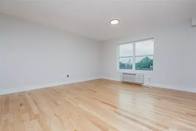 539 Front Street #3D, Hempstead, NY 11550 - Photo 6