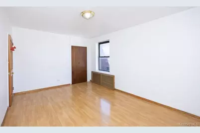 44-25 Macnish Street #6D, Elmhurst, NY 11373 - Photo 12