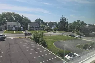 539 Front St, Hempstead, NY 11550 - Photo 16