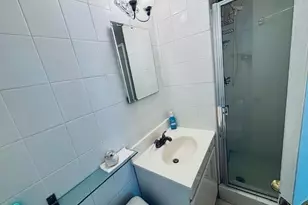 43-10 Kissena Blvd, Flushing, NY 11355 - Photo 16