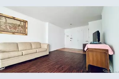 43-10 Kissena Boulevard #7L, Flushing, NY 11355 - Photo 2