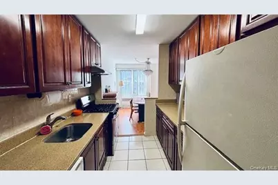 43-10 Kissena Boulevard #7L, Flushing, NY 11355 - Photo 10