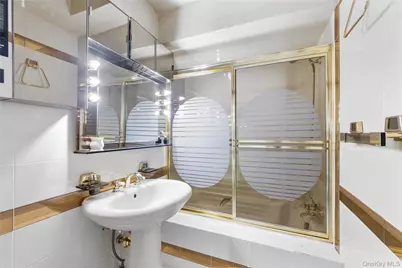 160-12 95th Street, Howard Beach, NY 11414 - Photo 12