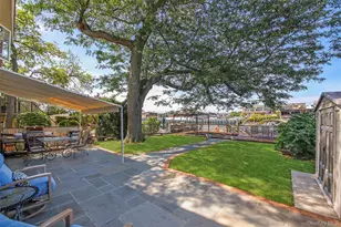 160-12 95th St, Howard Beach, NY 11414 - Photo 20