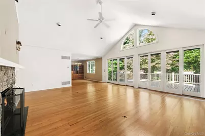 120 McLain Street, Bedford Corners, NY 10549 - Photo 6