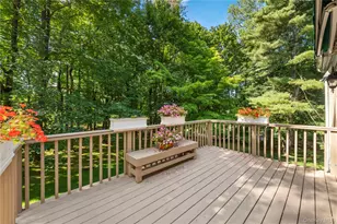 120 McLain St, Bedford Corners, NY 10549 - Photo 16