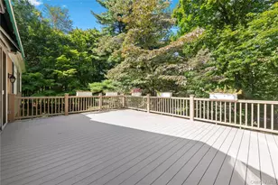 120 McLain St, Bedford Corners, NY 10549 - Photo 8