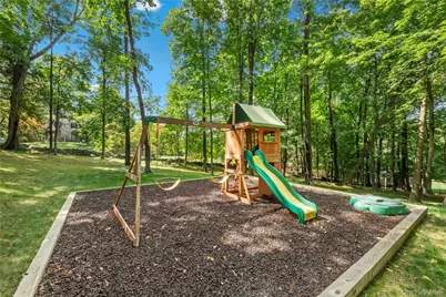 120 McLain Street, Bedford Corners, NY 10549 - Photo 28