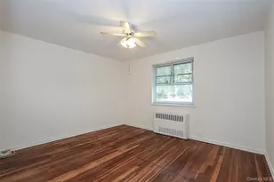 220-04 Stronghurst Ave, Queens Village, NY 11427 - Photo 32