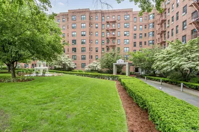 84-01 Main Street #221, Briarwood, NY 11435 - Photo 14