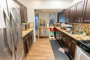 121-15 95th Ave, Richmond Hill, NY 11419 - Photo 8