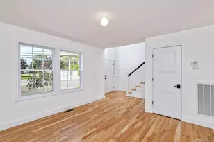 92 Park St, Blue Point, NY 11715 - Photo 8