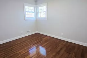 125 Burlington Ave, Deer Park, NY 11729 - Photo 16