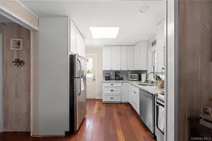 20 Seneca St, Ocean Beach, NY 11770 - Photo 4