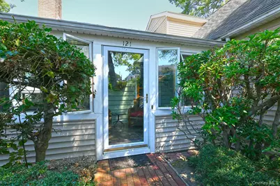 121 Van Buren Drive, Centerport, NY 11721 - Photo 32