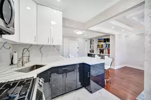 139-21 85th Dr, Briarwood, NY 11435 - Photo 6