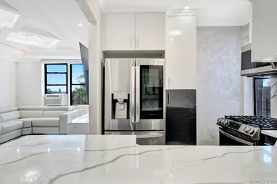 139-21 85th Drive #5B, Briarwood, NY 11435 - Photo 8