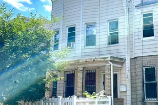 558 E 34th St, Brooklyn, NY 11203 - Photo 2