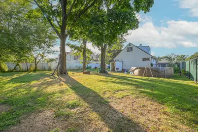 12 Garnet Drive, Brentwood, NY 11717 - Photo 18