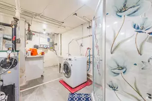 130-49 217th St, Springfield Gardens, NY 11413 - Photo 18