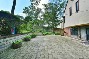 139-30 Coolidge Ave, Briarwood, NY 11435 - Photo 30