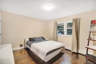 57 1st St, Hicksville, NY 11801 - Photo 18