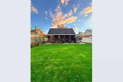 14 Plymouth Street, New Hyde Park, NY 11040 - Photo 24